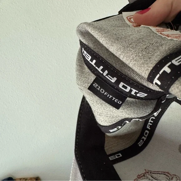 Double Mountain Brewery Hops Logo Fitted Hat Wool Blend NEW Stylish - Picture 8 of 8